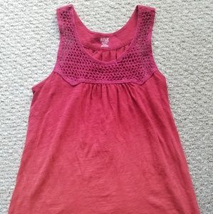 Ana Petite Medium Red ombre top